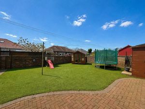 Photo 16- click for photo gallery